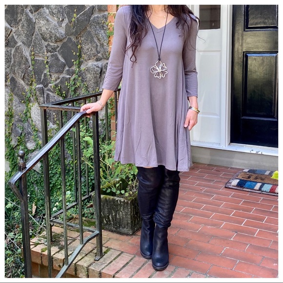 V neck side pocket swing Soft T shirt dress - Picture 2 of 6